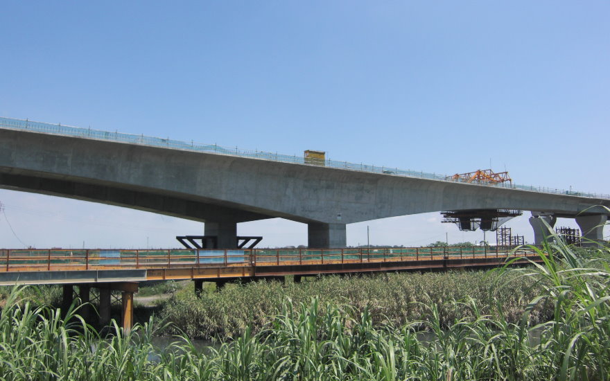 西濱快速公路190k+028～193k+270(WH50標)漢寶至新生段新建工程